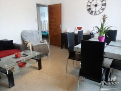 Louer Appartement 77 m2 Vyans-le-val