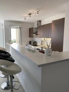 For rent Mandelieu-la-napoule 3 rooms 75 m2 Alpes Maritimes (06210) photo 0