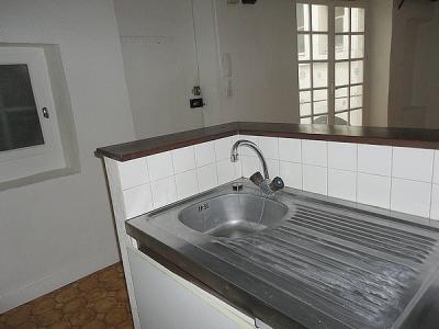 For rent Clermont-ferrand 1 room 27 m2 Puy de dome (63000) photo 0