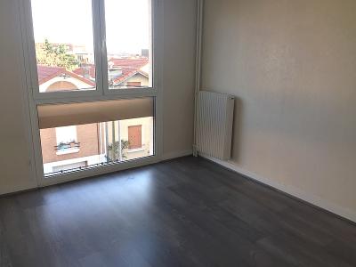For rent Clermont-ferrand 2 rooms 45 m2 Puy de dome (63000) photo 0