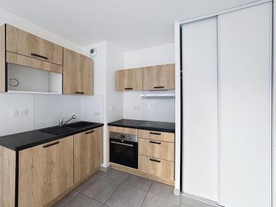 For rent Clermont-ferrand 2 rooms 42 m2 Puy de dome (63100) photo 2