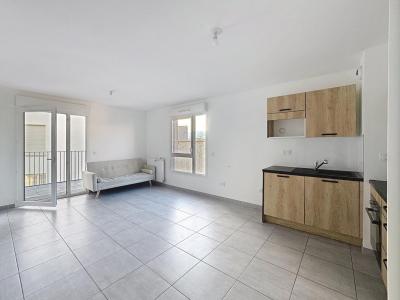 For rent Clermont-ferrand 2 rooms 42 m2 Puy de dome (63100) photo 3