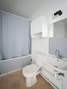 For rent Clermont-ferrand 1 room 30 m2 Puy de dome (63000) photo 3