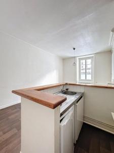 For rent Clermont-ferrand 2 rooms 42 m2 Puy de dome (63000) photo 4