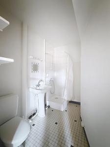 For rent Clermont-ferrand 2 rooms 37 m2 Puy de dome (63000) photo 3