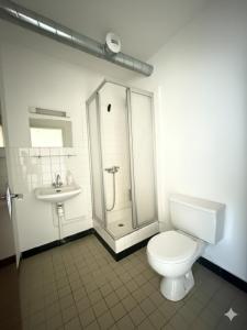 For rent Clermont-ferrand 1 room 15 m2 Puy de dome (63000) photo 2