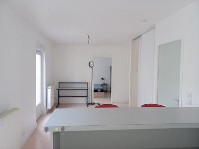 For rent Clermont-ferrand 2 rooms 38 m2 Puy de dome (63000) photo 0