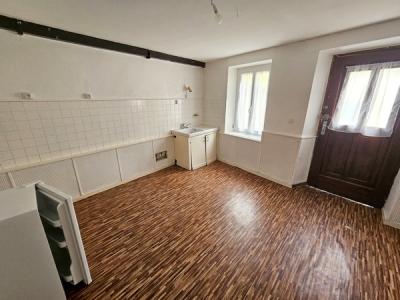 Louer Maison 43 m2 Saint-gervais-d'auvergne