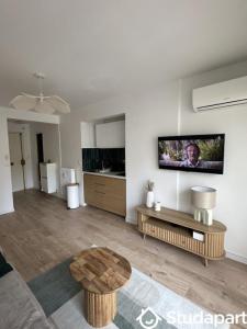 Annonce Location Appartement Antibes 06