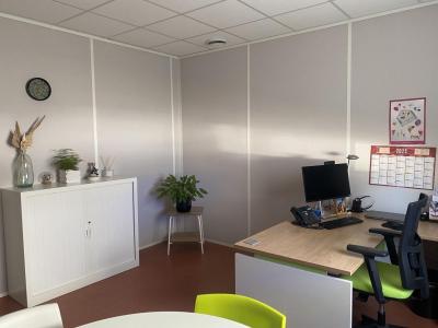 For sale ZONE ALBITECH 8 rooms 182 m2 Tarn (81000) photo 3