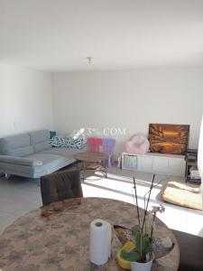 Acheter Appartement 66 m2 Poussan