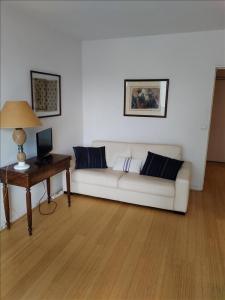 Louer Appartement 47 m2 Paris-16eme-arrondissement
