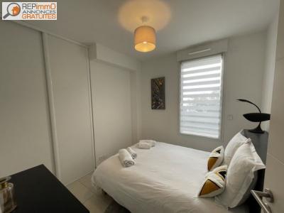 Louer Appartement 54 m2 Beausoleil