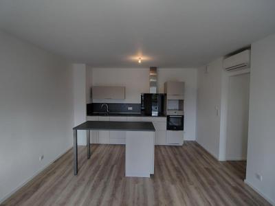 Louer Appartement 65 m2 Afa