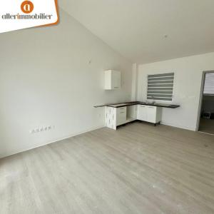 For rent Saint-paul 2 rooms 41 m2 Reunion (97460) photo 1