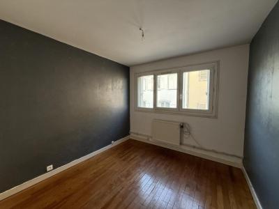 For sale Montbrison 4 rooms 64 m2 Loire (42600) photo 1