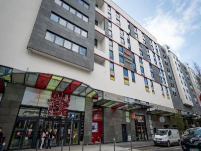 For sale Clermont-ferrand 1 room 20 m2 Puy de dome (63000) photo 2