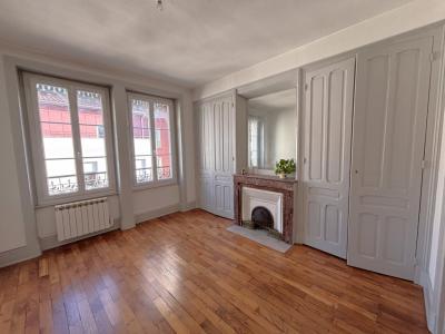 For rent Villeurbanne 3 rooms 69 m2 Rhone (69100) photo 0