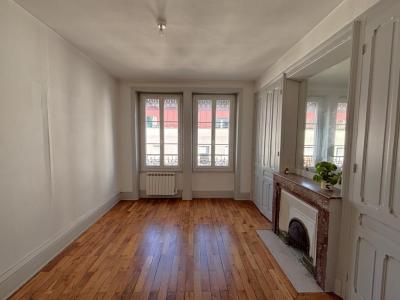 Louer Appartement 69 m2 Villeurbanne