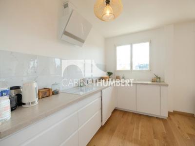 For sale Saint-etienne 4 rooms 89 m2 Loire (42000) photo 2