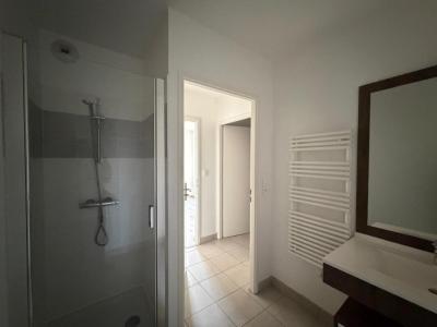 Louer Appartement Reze 808 euros