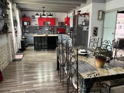 For sale 5 rooms 100 m2 Charente (16700) photo 4