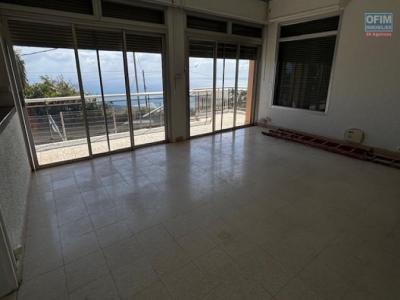 Annonce Location Maison Saint-denis 974