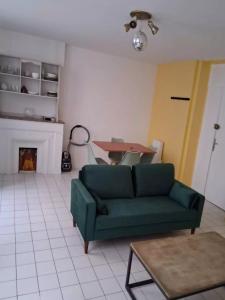 For rent Bordeaux 3 rooms 84 m2 Gironde (33000) photo 0