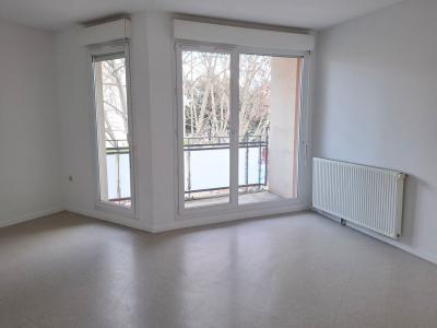 For sale Saint-fons 2 rooms 50 m2 Rhone (69190) photo 0
