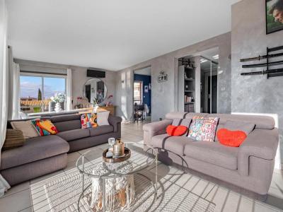 For sale Saint-laurent-du-var 3 rooms 87 m2 Alpes Maritimes (06700) photo 2