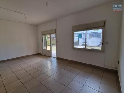 Louer Maison 185 m2 Sainte-clotilde