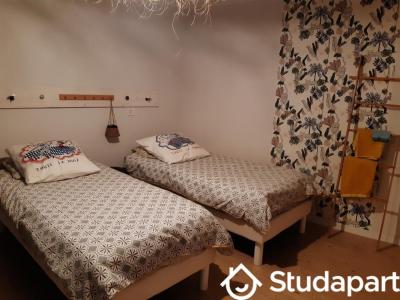 Louer Appartement Beaurecueil 750 euros