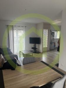 For sale Mours 5 rooms 106 m2 Val d'Oise (95260) photo 4