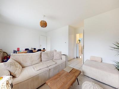 Louer Appartement 68 m2 Grenay