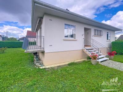 For sale Etupes 4 rooms 90 m2 Doubs (25460) photo 0