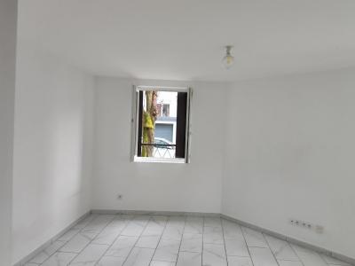 For rent Bondy 1 room 28 m2 Seine saint denis (93140) photo 0