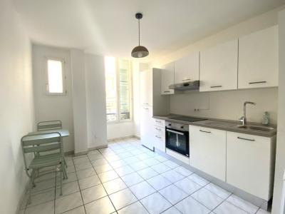 Louer Appartement 73 m2 Nice