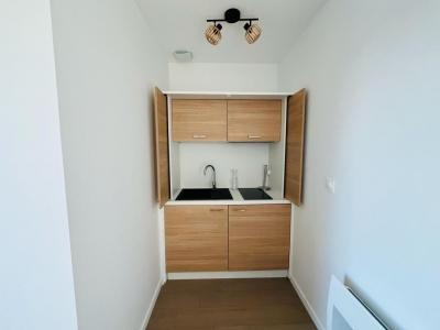 For rent Angouleme 1 room 15 m2 Charente (16000) photo 2