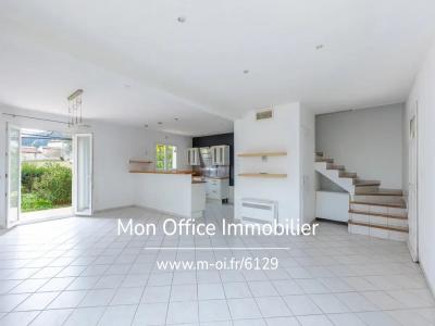 For sale Saint-savournin 4 rooms 94 m2 Bouches du Rhone (13119) photo 4