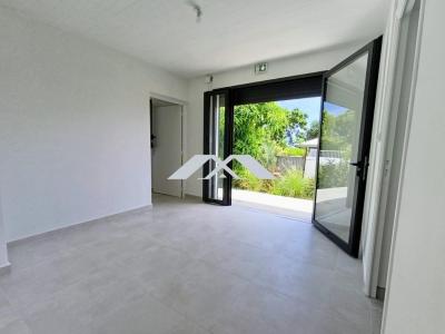 Louer Bureau 60 m2 Riviere-saint-louis