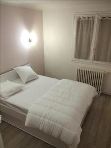 For rent Colombes 2 rooms 50 m2 Hauts de Seine (92700) photo 4