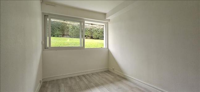 For rent Etang-la-ville 1 room 15 m2 Yvelines (78620) photo 1