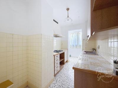 Acheter Appartement 57 m2 Hyeres