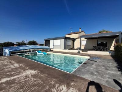 For sale Hermenault 7 rooms 202 m2 Vendee (85570) photo 0