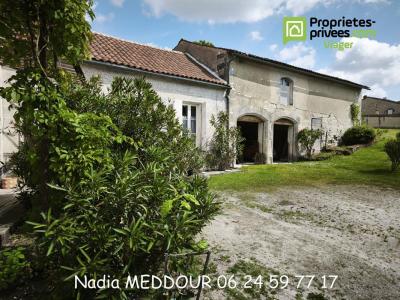 Life-annuity Gimeux 14 rooms 533 m2 Charente (16130) photo 0