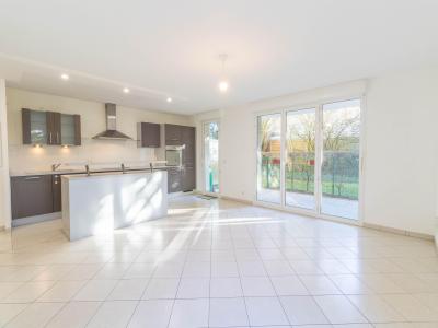 For sale Wolfisheim 3 rooms 64 m2 Bas rhin (67202) photo 0