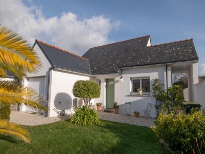 For sale Vannes 3 rooms 85 m2 Morbihan (56000) photo 0