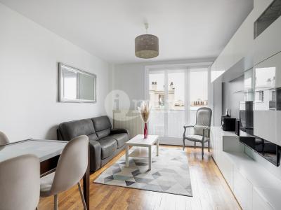 For sale Courbevoie 4 rooms 77 m2 Hauts de Seine (92400) photo 0