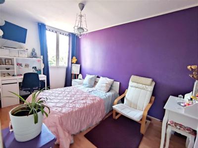 For sale Bron 4 rooms 72 m2 Rhone (69500) photo 0
