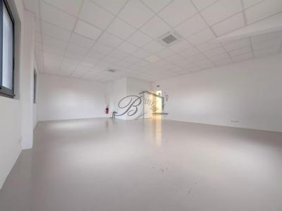 For rent Eguilles 1 room 54 m2 Bouches du Rhone (13510) photo 0